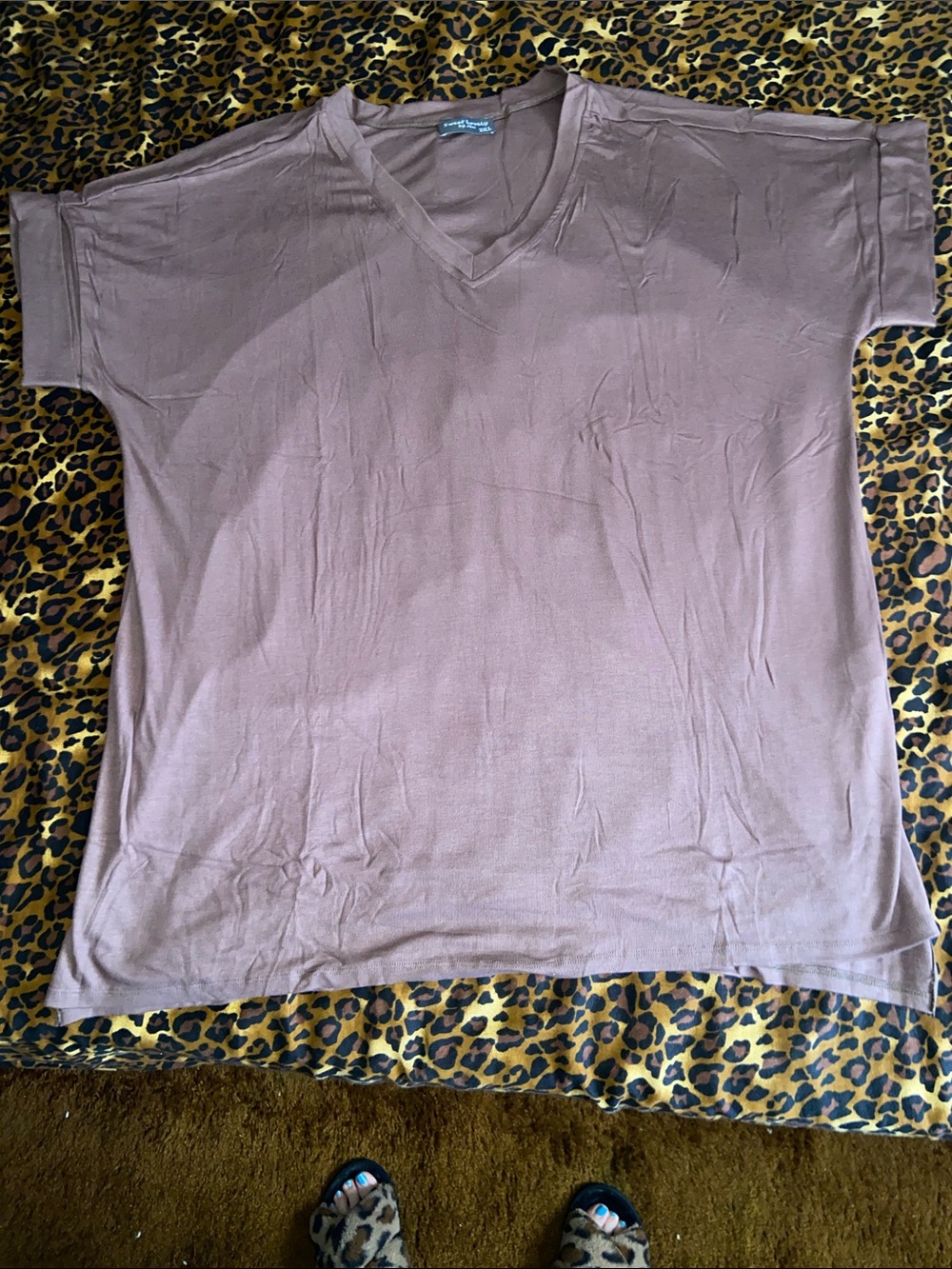 Sweet Lovely by Jen 2XL Short Sleeve V-Neck Tee - Mauve Brown